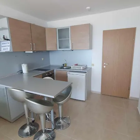 Seaview דירה פומורי