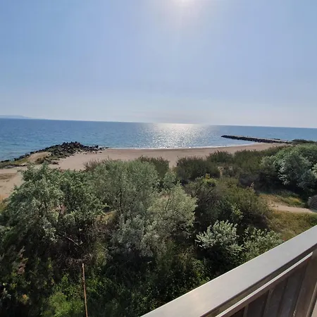 Seaview Апартаменты
